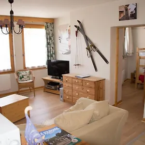 https://courchevel-1550-veritable-ski-aux-pieds-appartement-les.hotels-rhonealpes.com